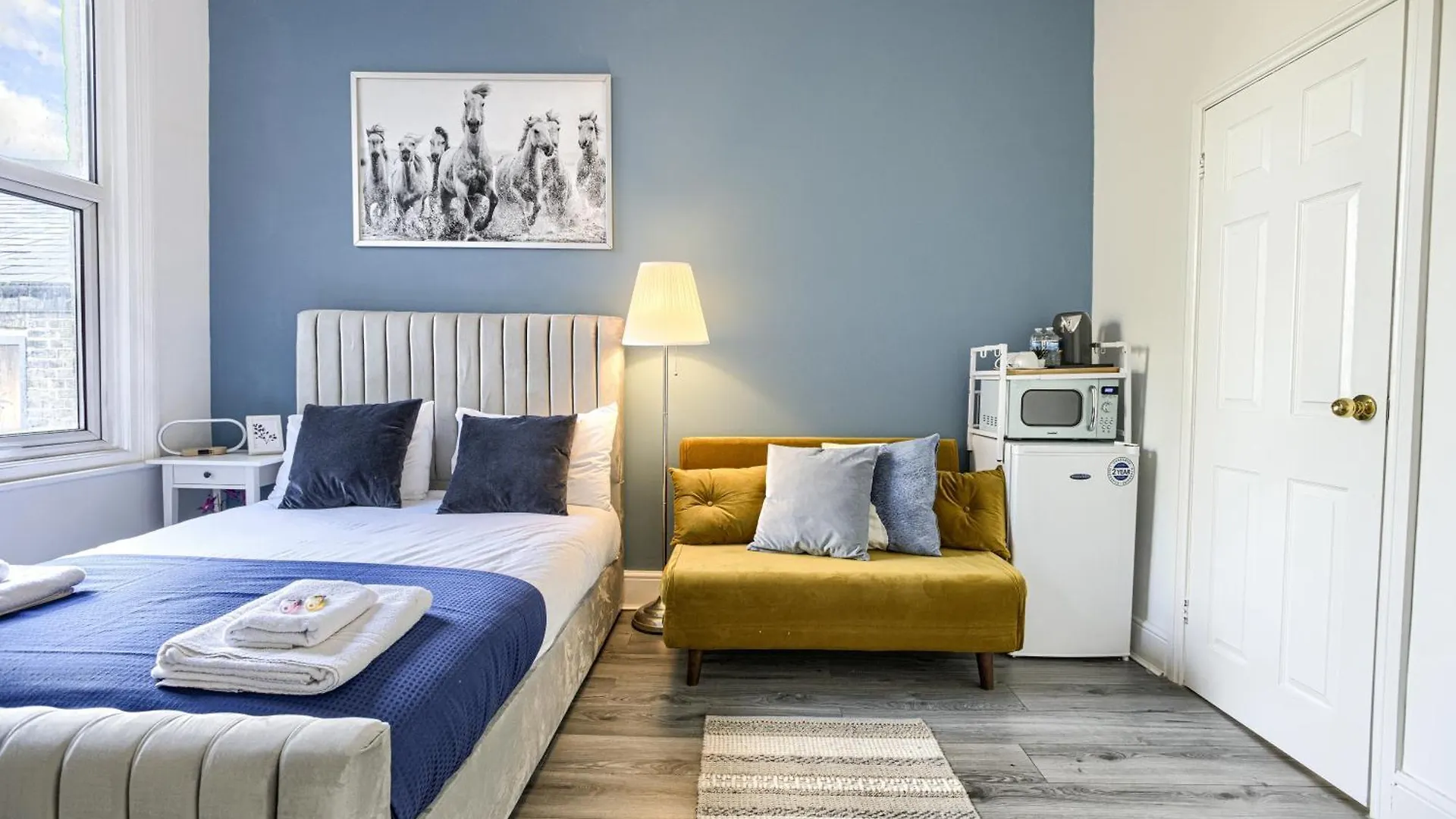 Hackney Central Deluxe Apartment London