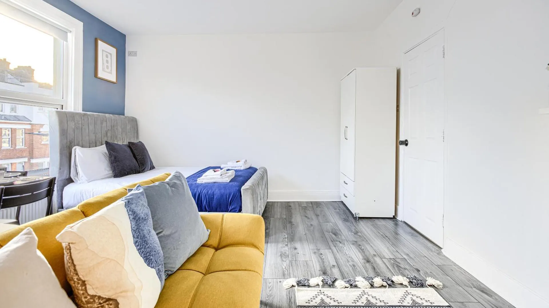 Hackney Central Deluxe Apartment London