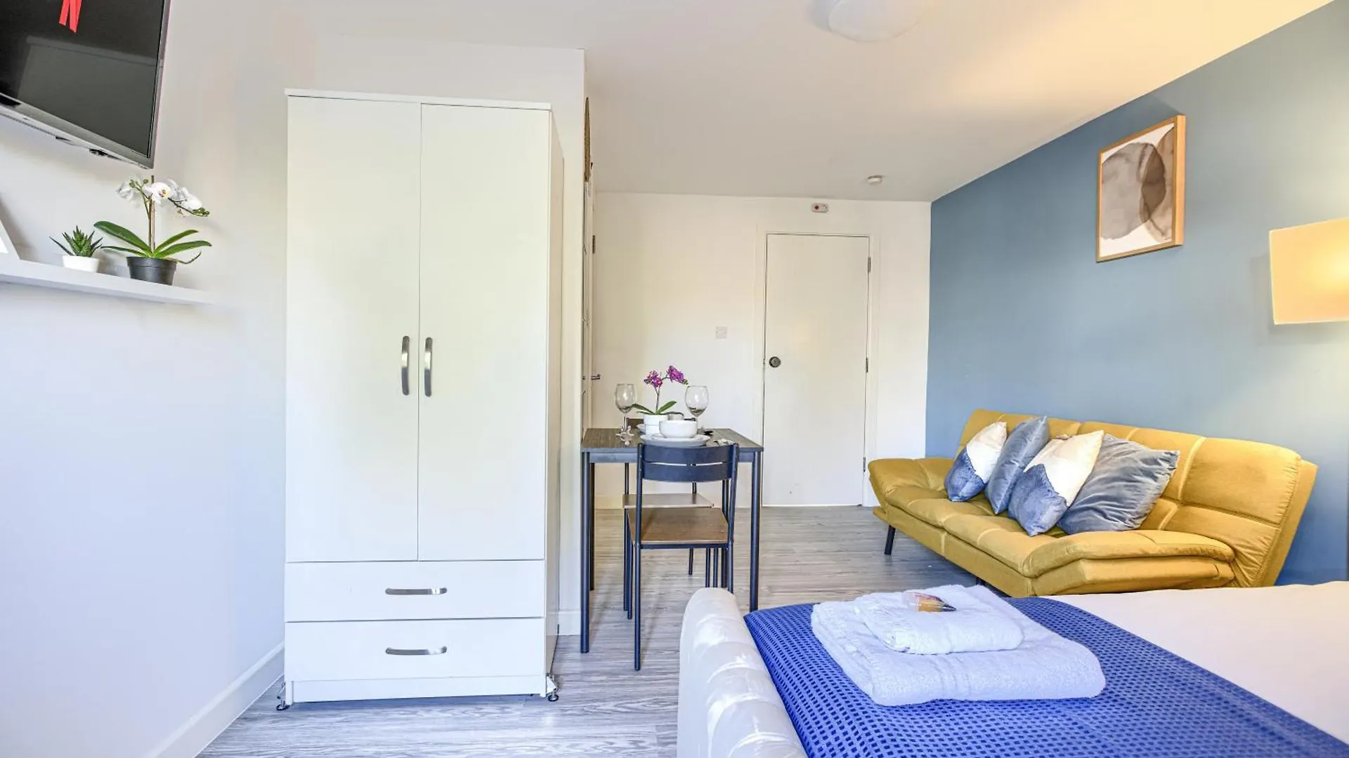 Hackney Central Deluxe Apartment location